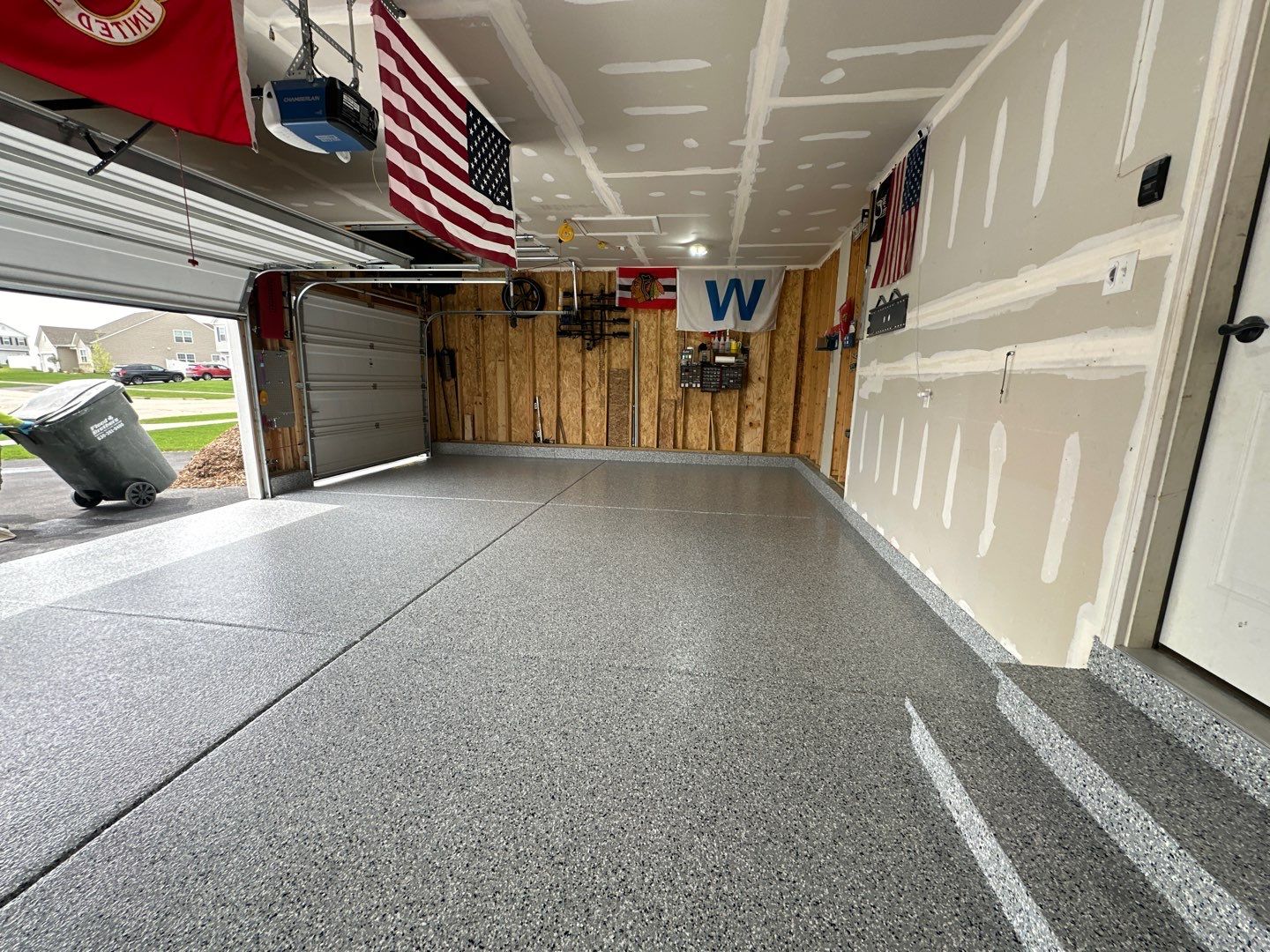 Polyaspartic flake garage floor